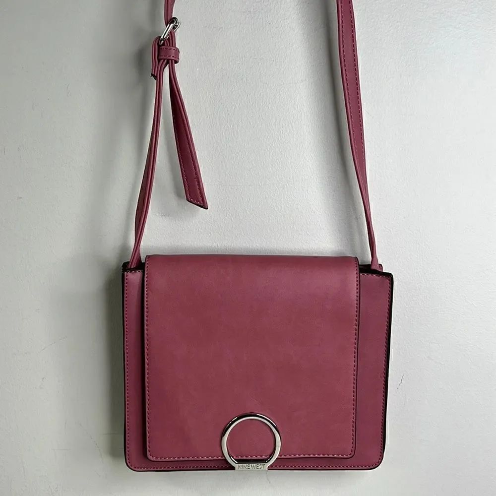 Nine West Stylish Crossbody in Mauve